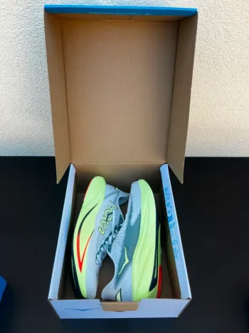 Tweedehands Hoka Mach 7 bike — afbeelding 5 van 5