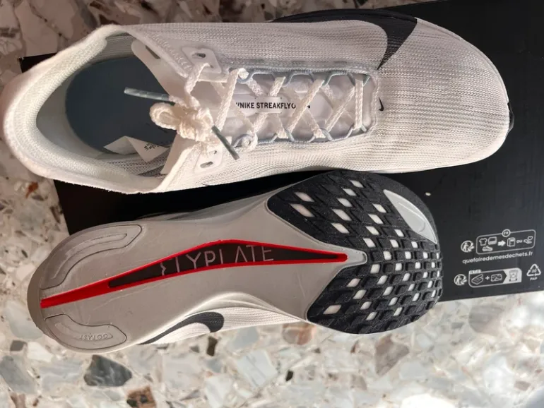 Tweedehands Nike Streakfly 2 bike — afbeelding 2 van 9