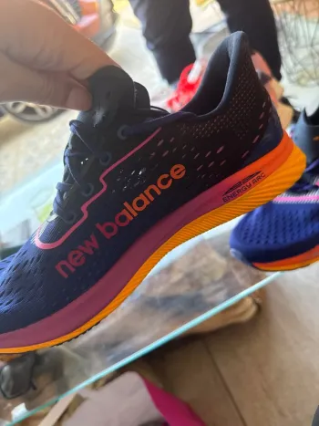 New Balance FuelCell SuperComp Pacer bike usato — immagine 2 di 5
