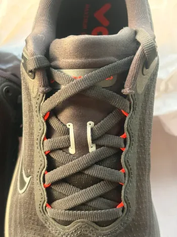 Tweedehands Nike Vomero Plus Zoomx bike — afbeelding 7 van 9