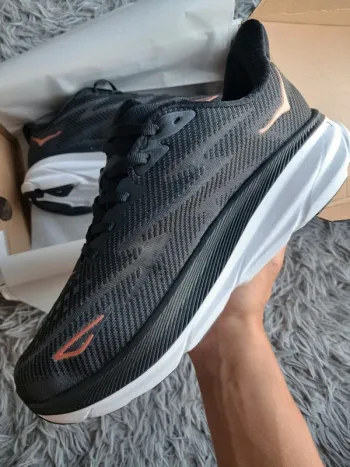 Used Hoka Clifton 9 bike — image 3 of 7