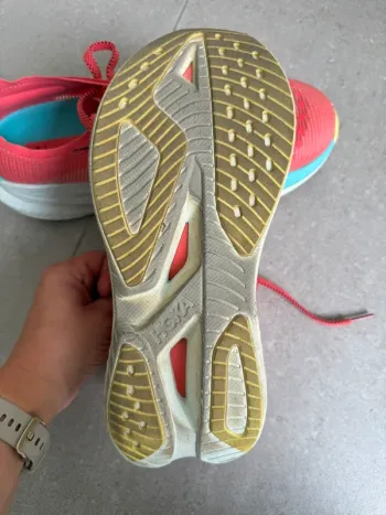 Tweedehands Hoka Mach X 2 bike — afbeelding 3 van 4