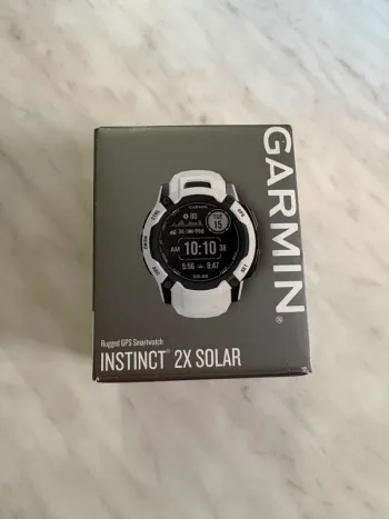 Käytetty Garmin Instinct 2X Solar Electronics