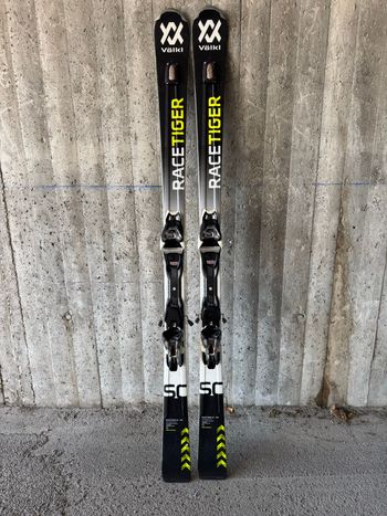 Tweedehands Volkl Racetiger SC 2018 Skiing & Skitouring