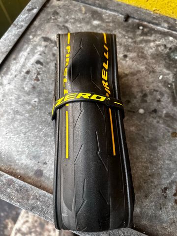 Tweedehands Pirelli PZero TLR RS 2026 bike — afbeelding 1 van 5