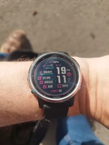 Used Garmin Fenix 6S Solar bike — image 2 of 4
