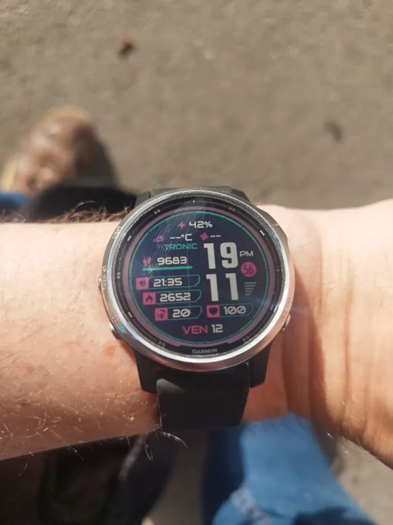 Used Garmin Fenix 6S Solar bike — image 2 of 4