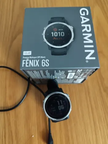 Used Garmin Fenix 6S Solar Electronics