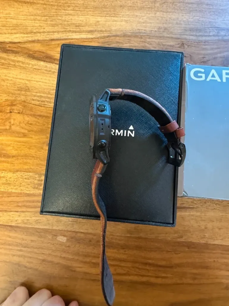 Used Garmin fenix 6X sapphire bike — image 5 of 6