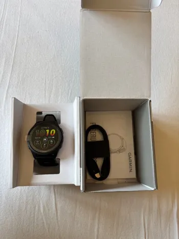 Used Garmin Forerunner 265 bike — image 3 of 4