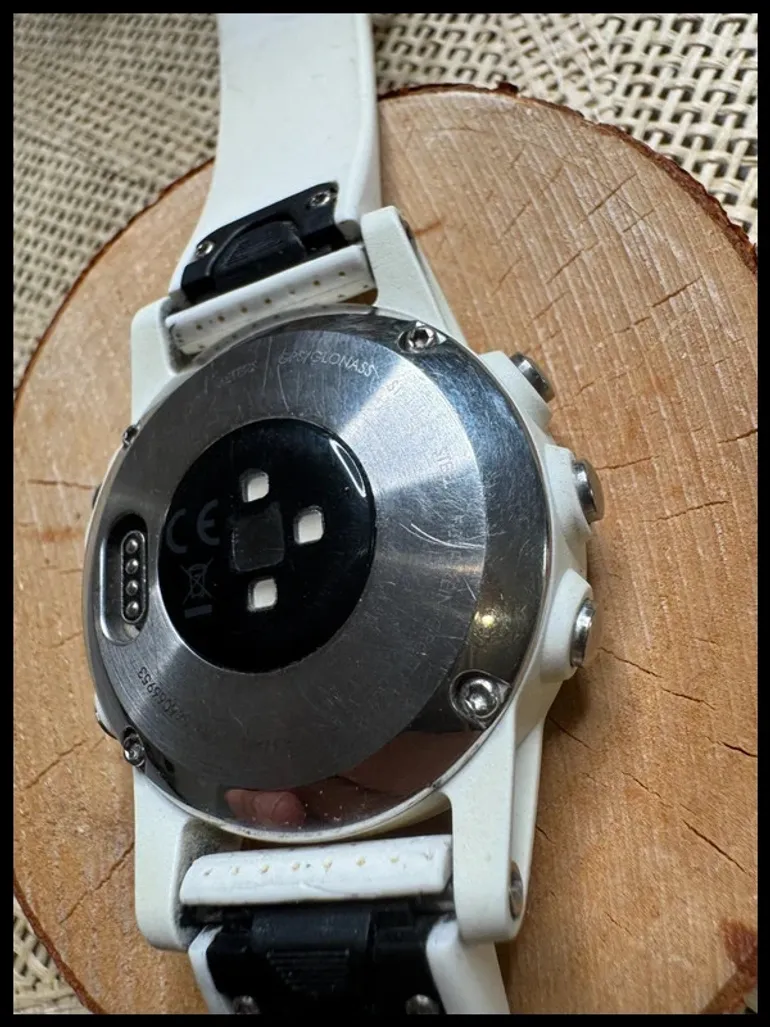 Used Garmin Fénix 5S bike — image 8 of 14