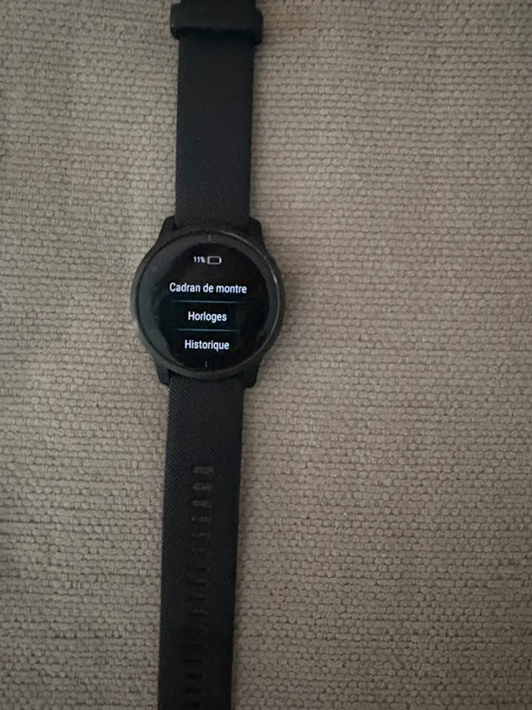 Used Garmin Venu 2 bike — image 4 of 8