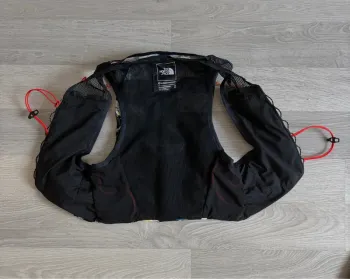Käytetty The North Face Summit Series Flora Alpina 10L bike — kuva 4 / 5