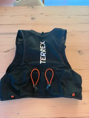 Used Adidas Terrex Trail Vest bike — image 2 of 2