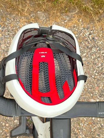 Used Trek Circuit WaveCel Helmet 2025 bike — image 5 of 6
