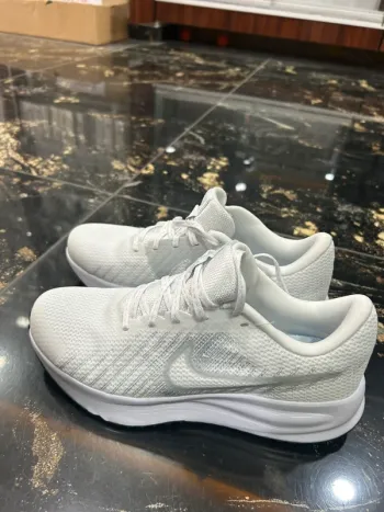 Gebrauchtes Nike Shoes Running Shoes