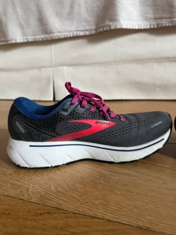 Used Brooks Ghost 14 bike — image 8 of 10
