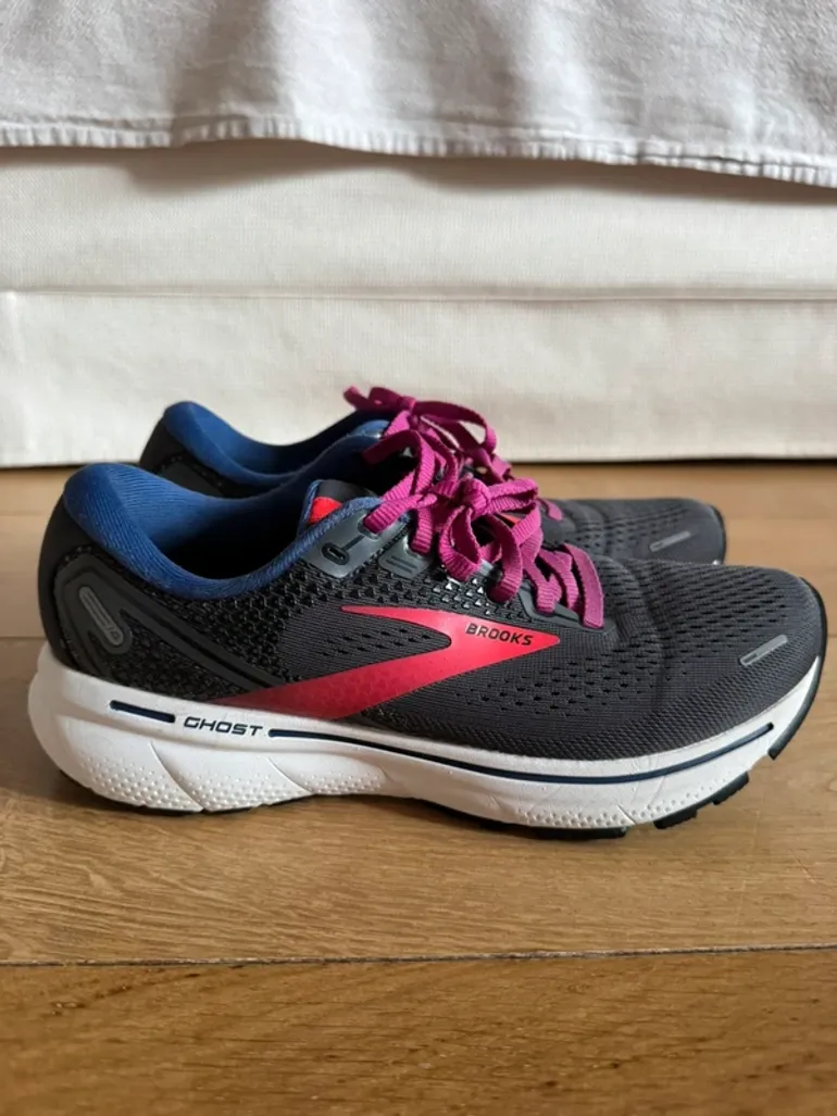 Used Brooks Ghost 14 bike — image 2 of 10