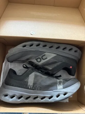 Gebrauchtes On Running Cloudsurfer next Running Shoes