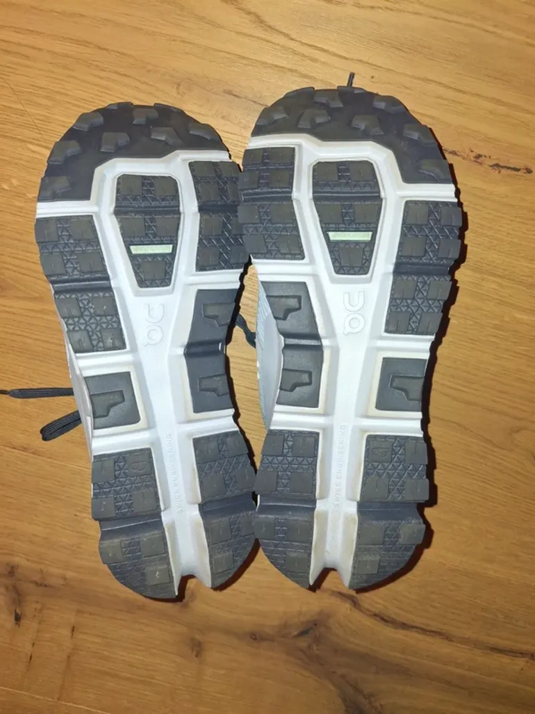 Used On Running On Schuhe bike — image 3 of 3