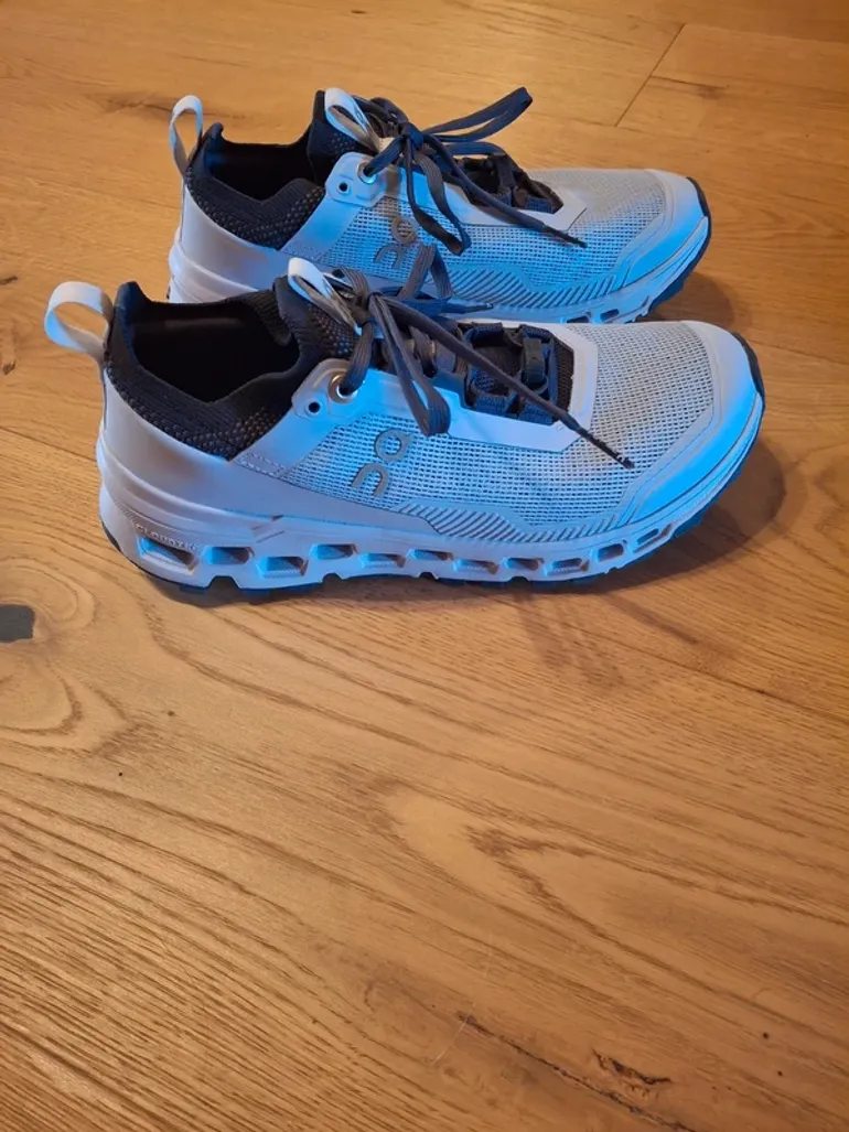 Used On Running On Schuhe bike — image 2 of 3