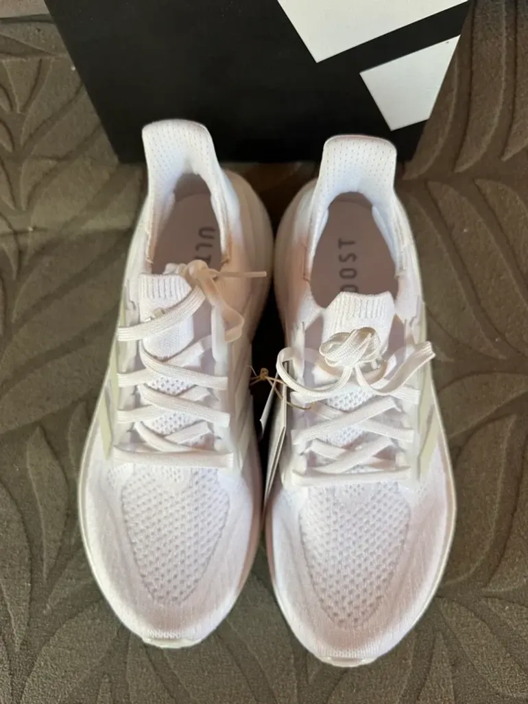 Adidas Ultraboost 5 bike d'occasion — image 2 sur 2