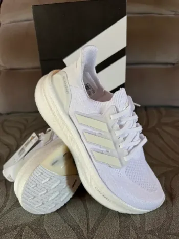 Adidas Ultraboost 5 Running Shoes d'occasion