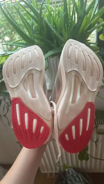 Used Supernova Adidas Rise 2 Dreamstrike + bike — image 3 of 5