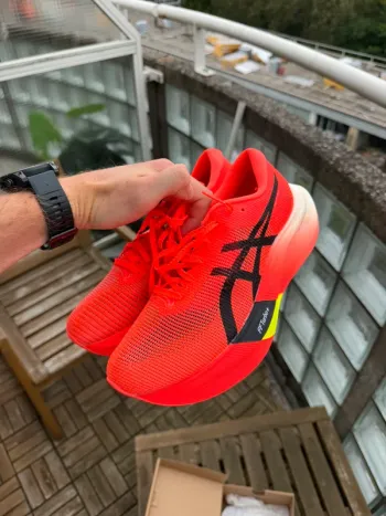 Asics Metaspeed Sky Paris Running Shoes d'occasion