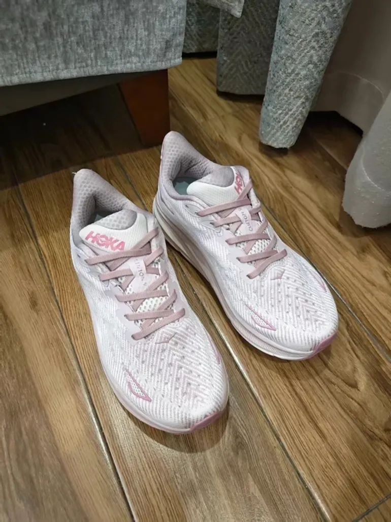 Rose Hoka Shoes size 39 bike d'occasion — image 2 sur 3