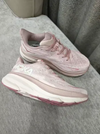Used Rose Hoka Schuhe Rosa Größe 42 bike — image 4 of 5