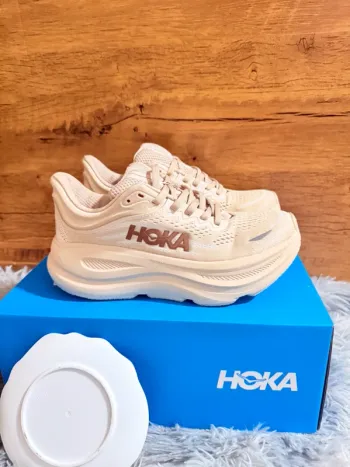 Hoka Bondi 9 Running Shoes d'occasion