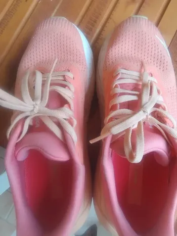 Hoka Scarpe ginnastica donna n 38 2/3 Running Shoes d'occasion