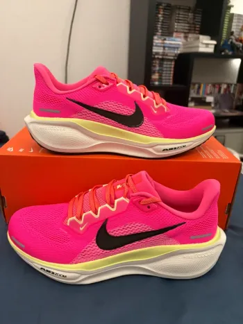 Used Pegasus Air Zoom 41 Running Shoes