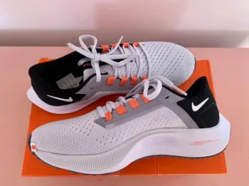 Pegasus Air Zoom 38 Running Shoes d'occasion