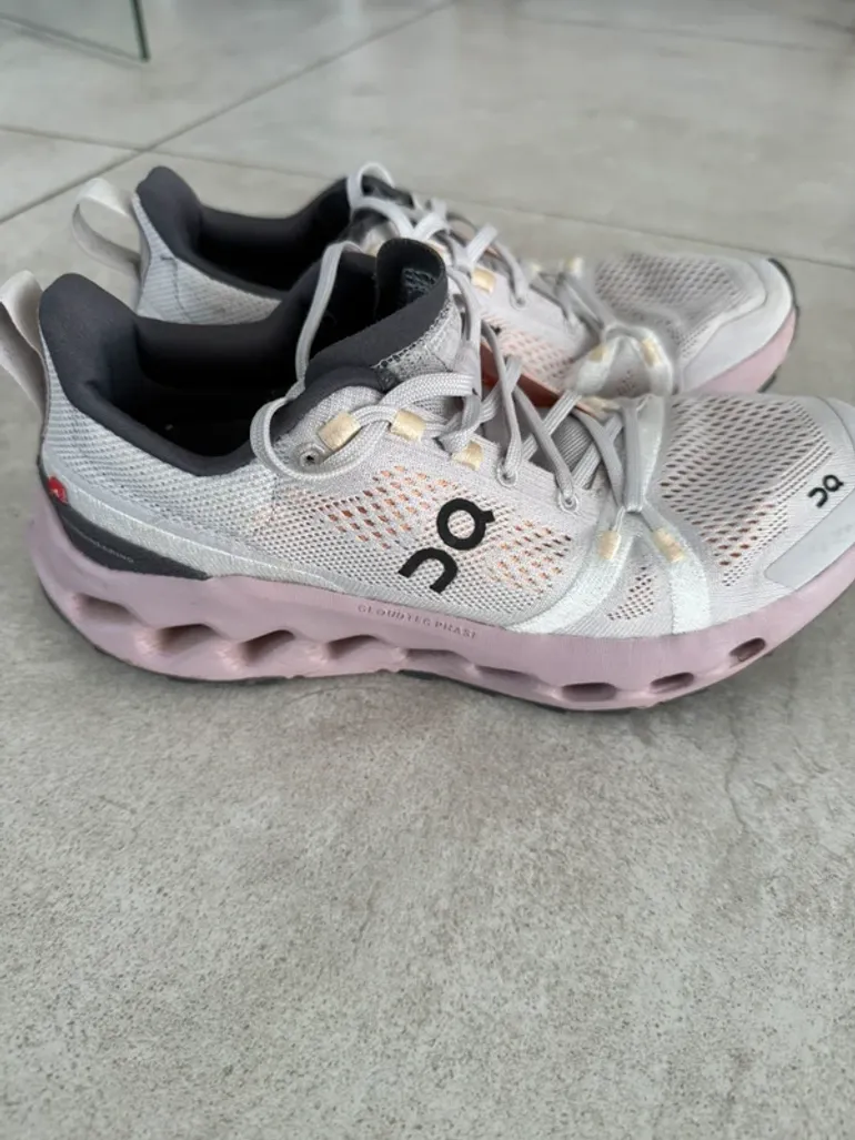Used On Running Cloud bike — image 2 of 6