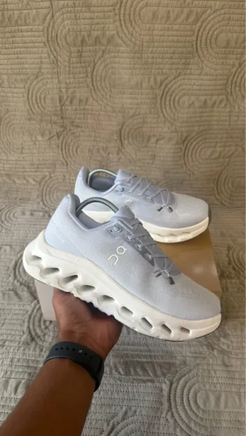 Used On Running On Cloud bike — image 2 of 10