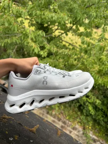 On Running On Shoes bike d'occasion — image 6 sur 7