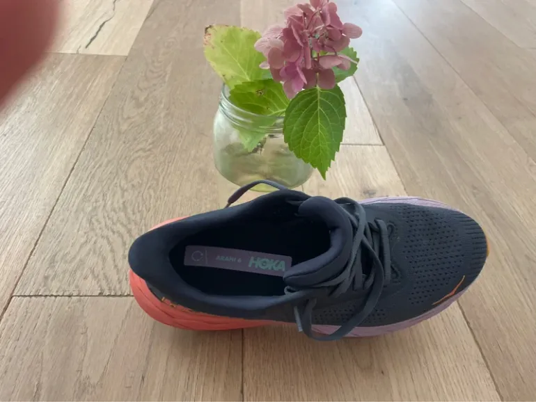 Brugt Hoka Arahi 7 bike — billede 5 af 9