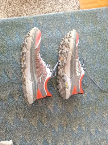 Hoka Mafate Speed 4 bike d'occasion — image 3 sur 6