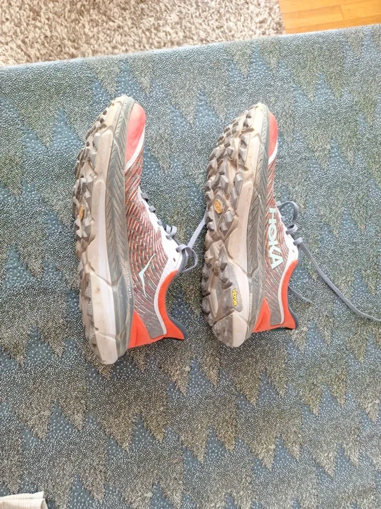 Hoka Mafate Speed 4 bike d'occasion — image 3 sur 6