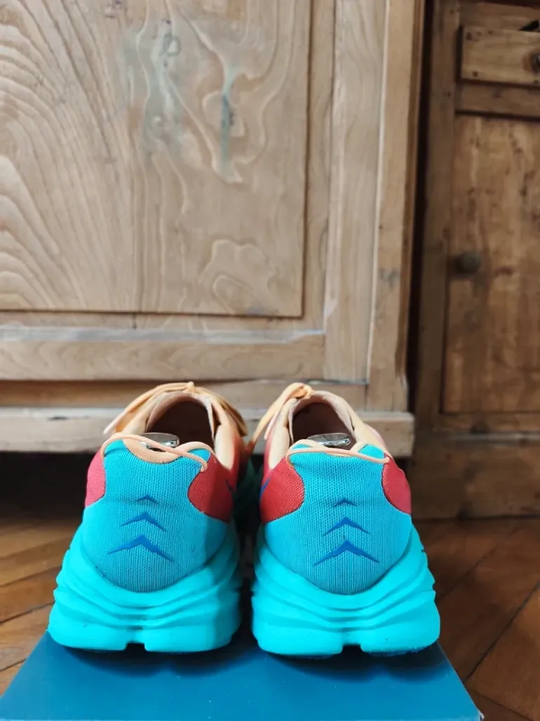 Tweedehands Hoka Rincon 3 bike — afbeelding 7 van 9