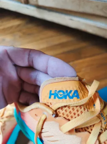 Tweedehands Hoka Rincon 3 bike — afbeelding 2 van 9