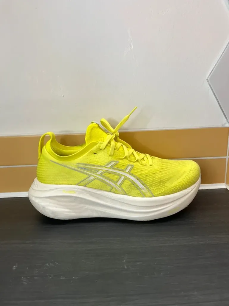 Asics Gel-Nimbus 27 bike de segunda mano — imagen 7 de 12