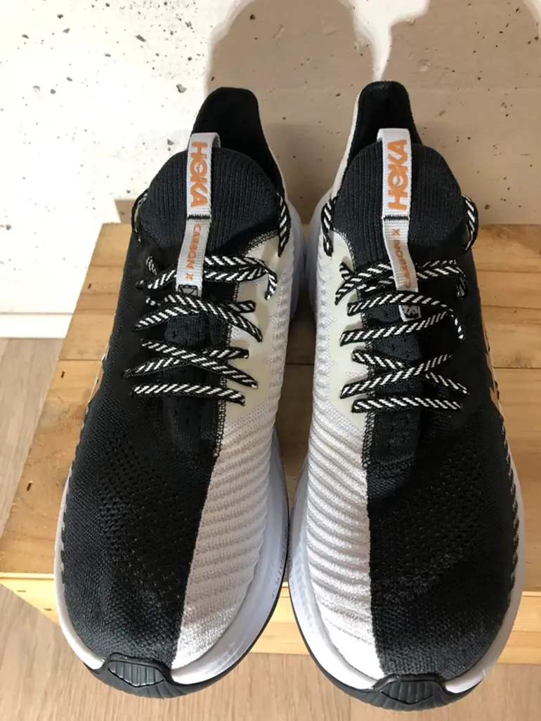 Hoka Carbon X3 bike d'occasion — image 4 sur 6
