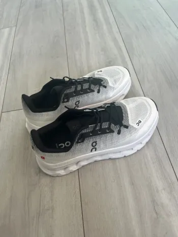 Used On Running Cloud bike — image 3 of 3