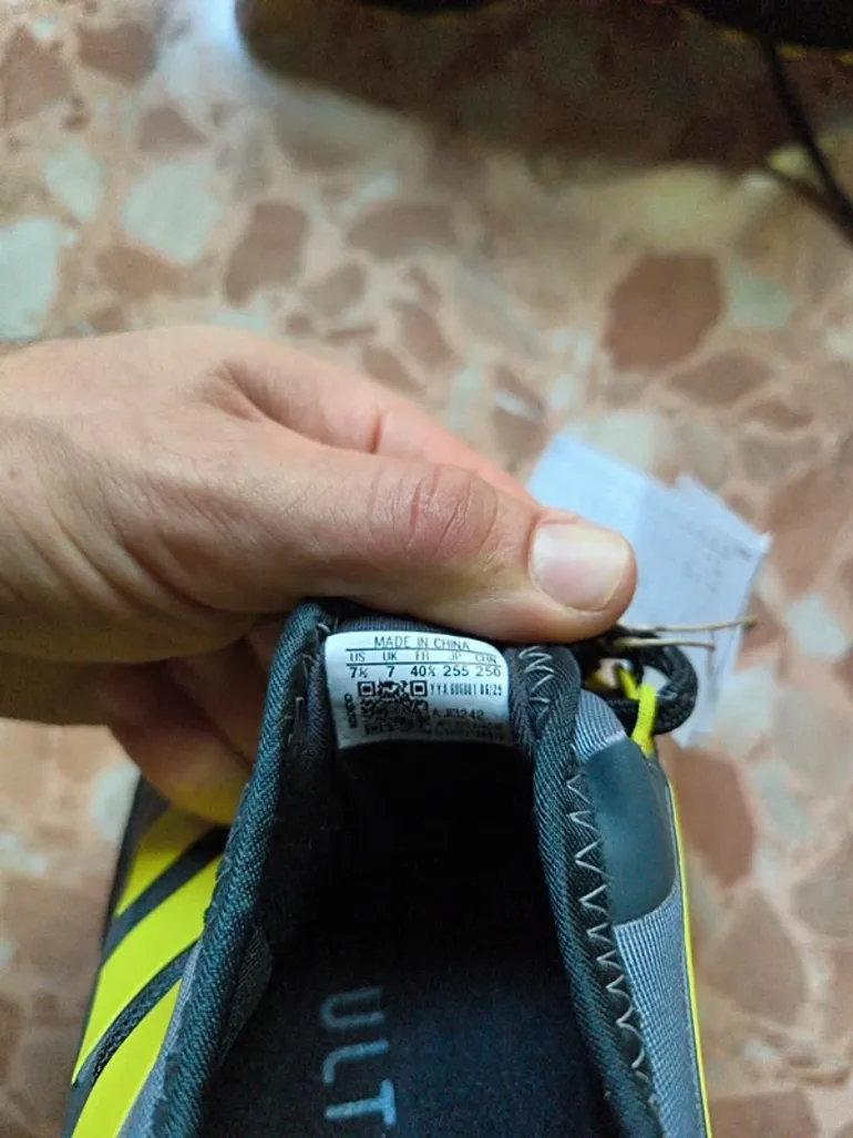 Adidas Ultraboost 5 GTX bike d'occasion — image 6 sur 6