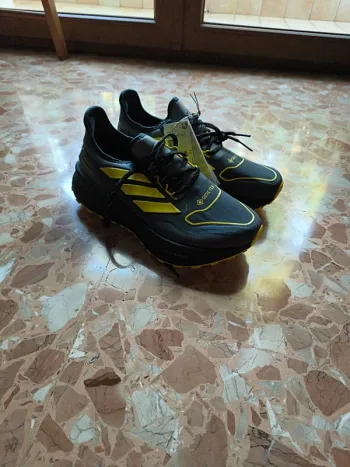 Adidas Ultraboost 5 GTX bike d'occasion — image 2 sur 6