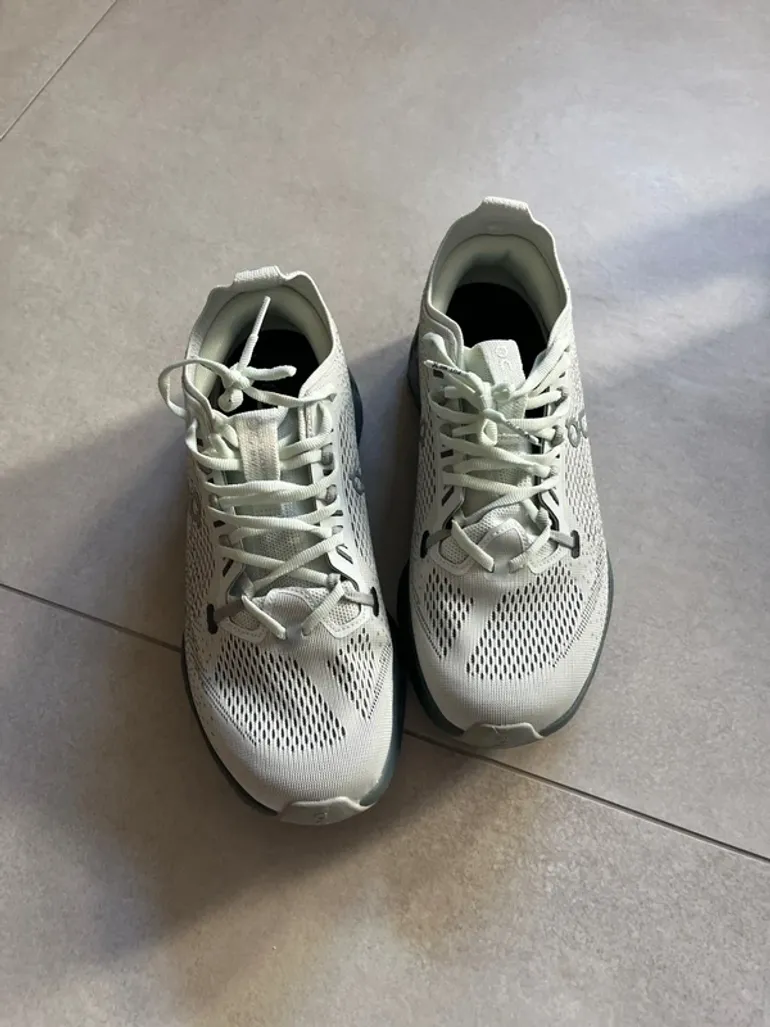 Used On Running shoes bike — image 3 of 5