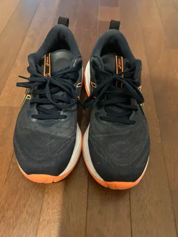 Used Asics Cumulus 27 bike — image 2 of 5